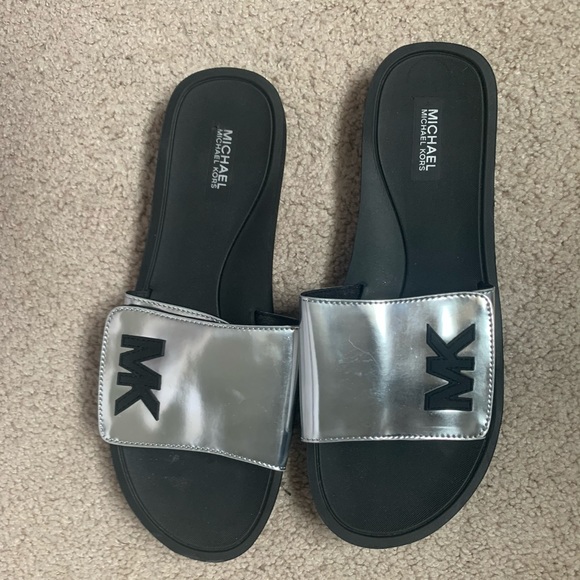 michael kors slides size 11